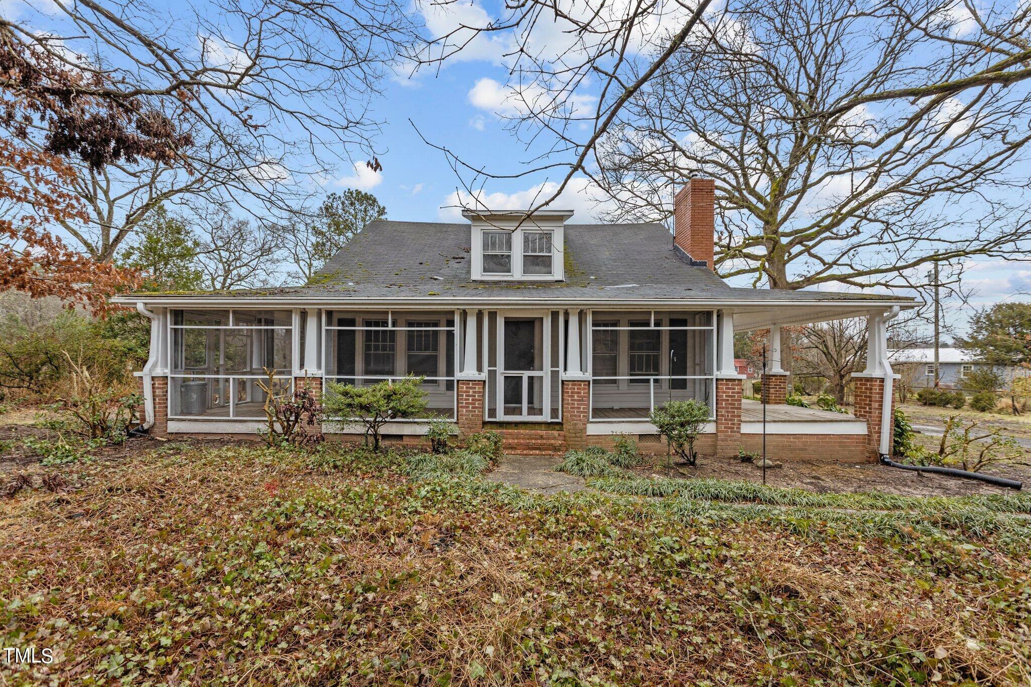 Property Photo: 1474 Hanks Chapel Road NC 27312