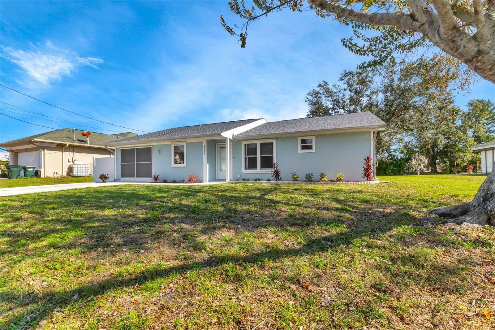 Property Photo:  6256 Hoffman Street  FL 34287 