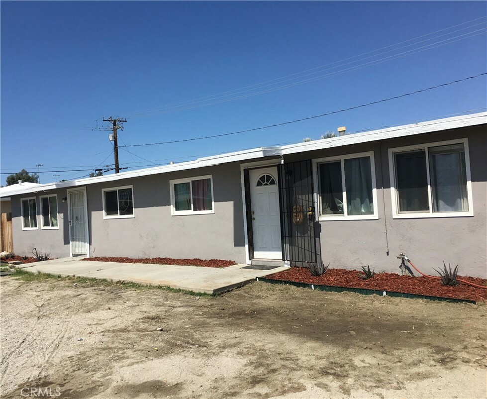 Property Photo:  356 W Sunview Avenue  CA 92262 