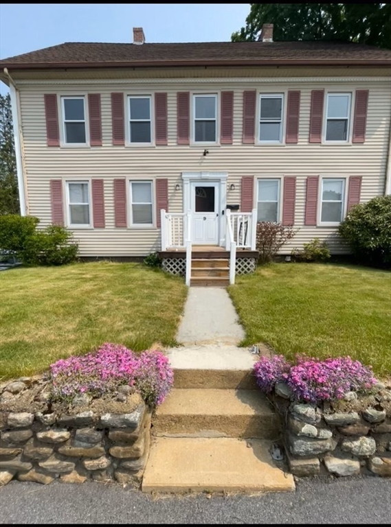 Property Photo:  9 N Common St 3  MA 01535 