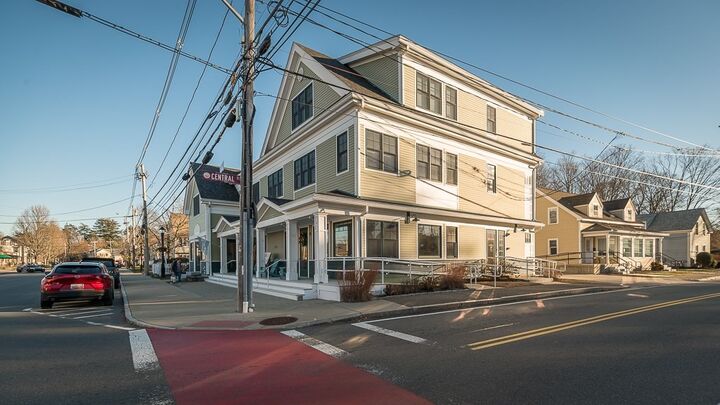 Property Photo:  17 Main Street 3  MA 01983 