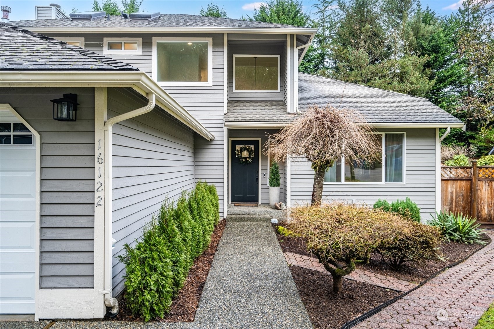 Property Photo:  16122 SE 156th St  WA 98058 