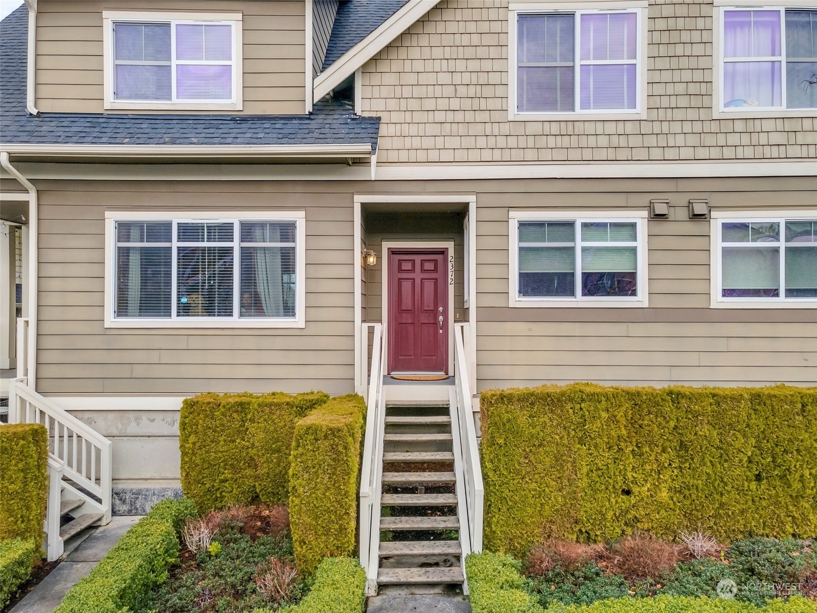 Property Photo:  2372 Park Drive NE  WA 98029 