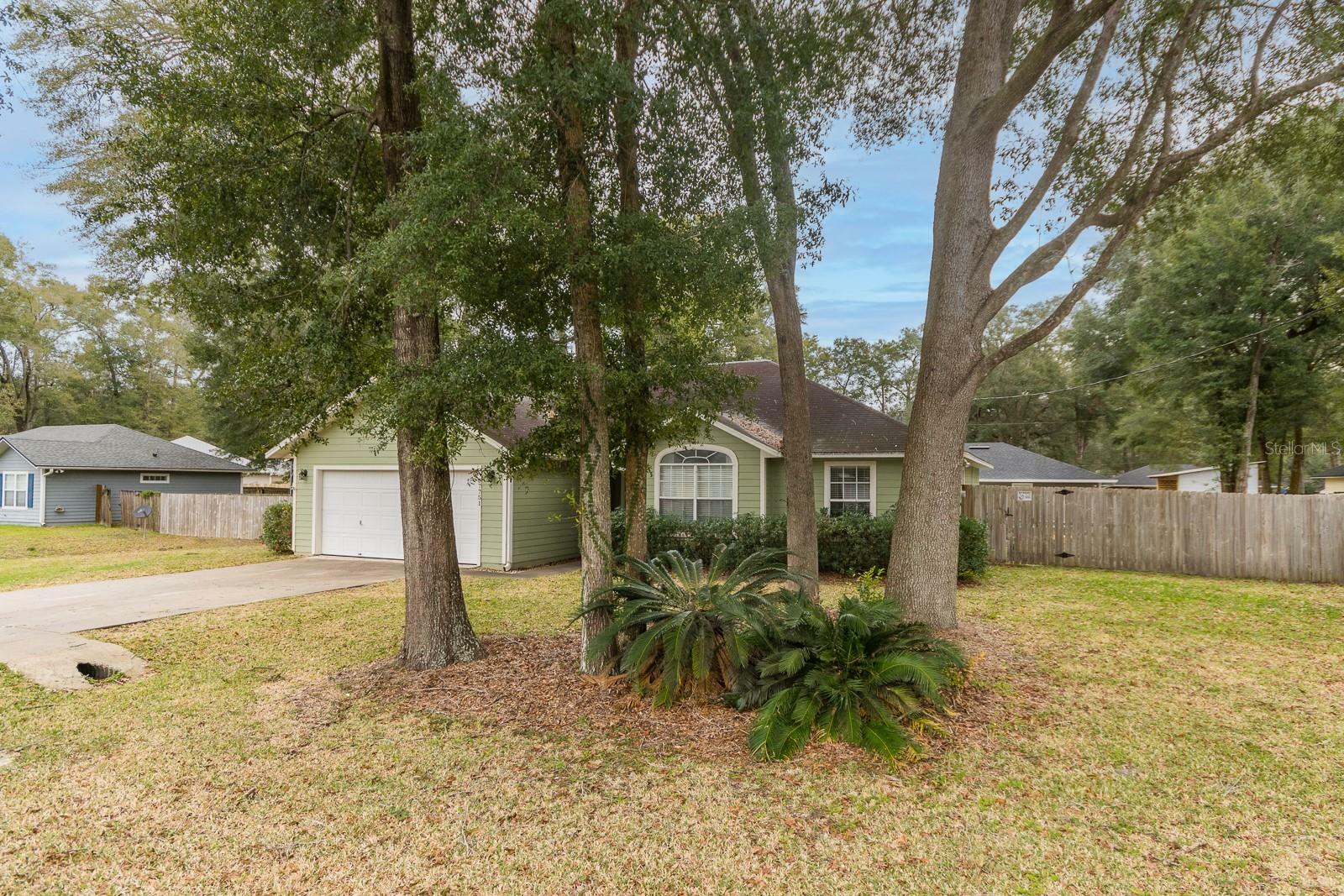 Property Photo: 17751 NW 238th Street FL 32643