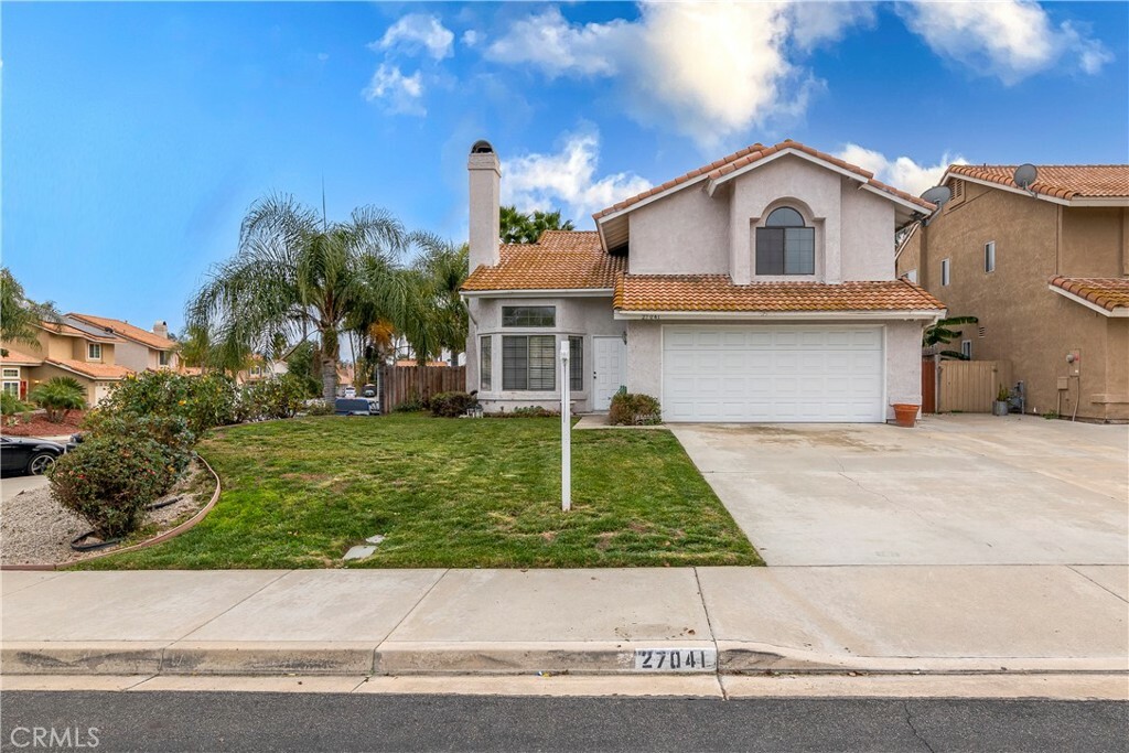 Property Photo:  27041 Ravenhill Ct  CA 92591 