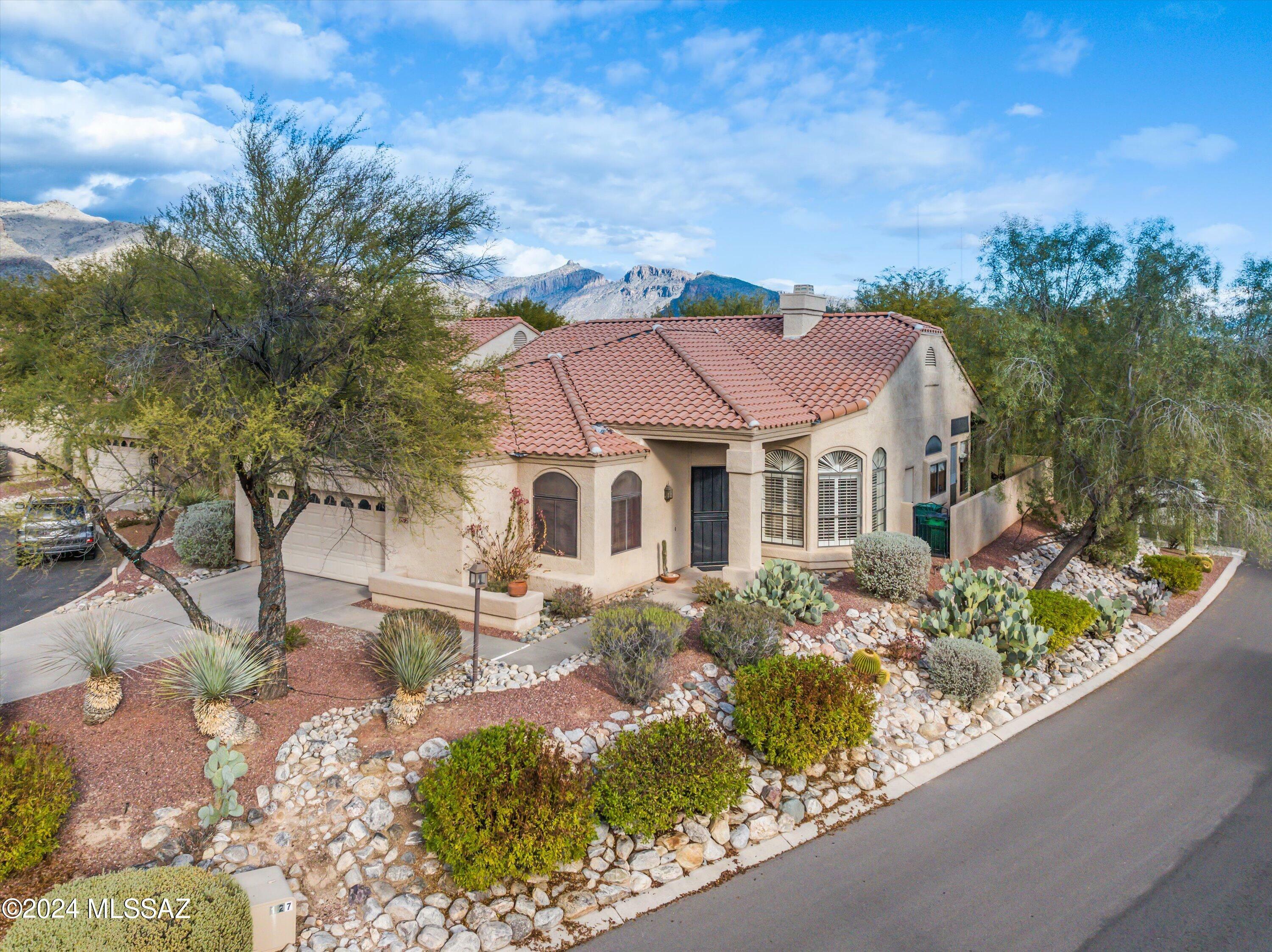 Property Photo:  5972 N Golden Eagle Drive  AZ 85750 