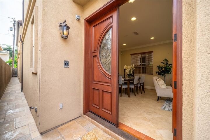 Property Photo:  416 15th  CA 92648 