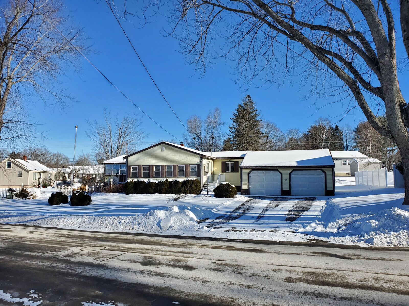 Property Photo: 431 Birch Street ME 04401