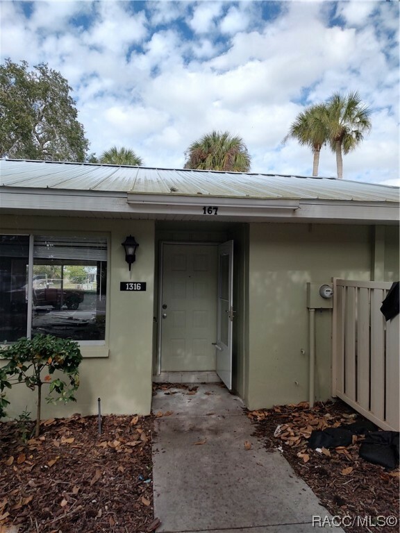 Property Photo:  1316 N Seagull Point 167  FL 34429 