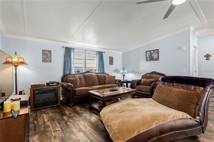 Property Photo: 142 Smith Lane FL 32189