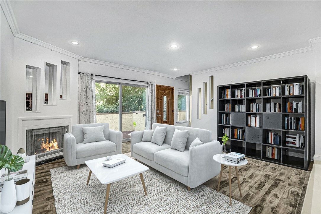 Property Photo: 14435 Valerio Street 10 CA 91405