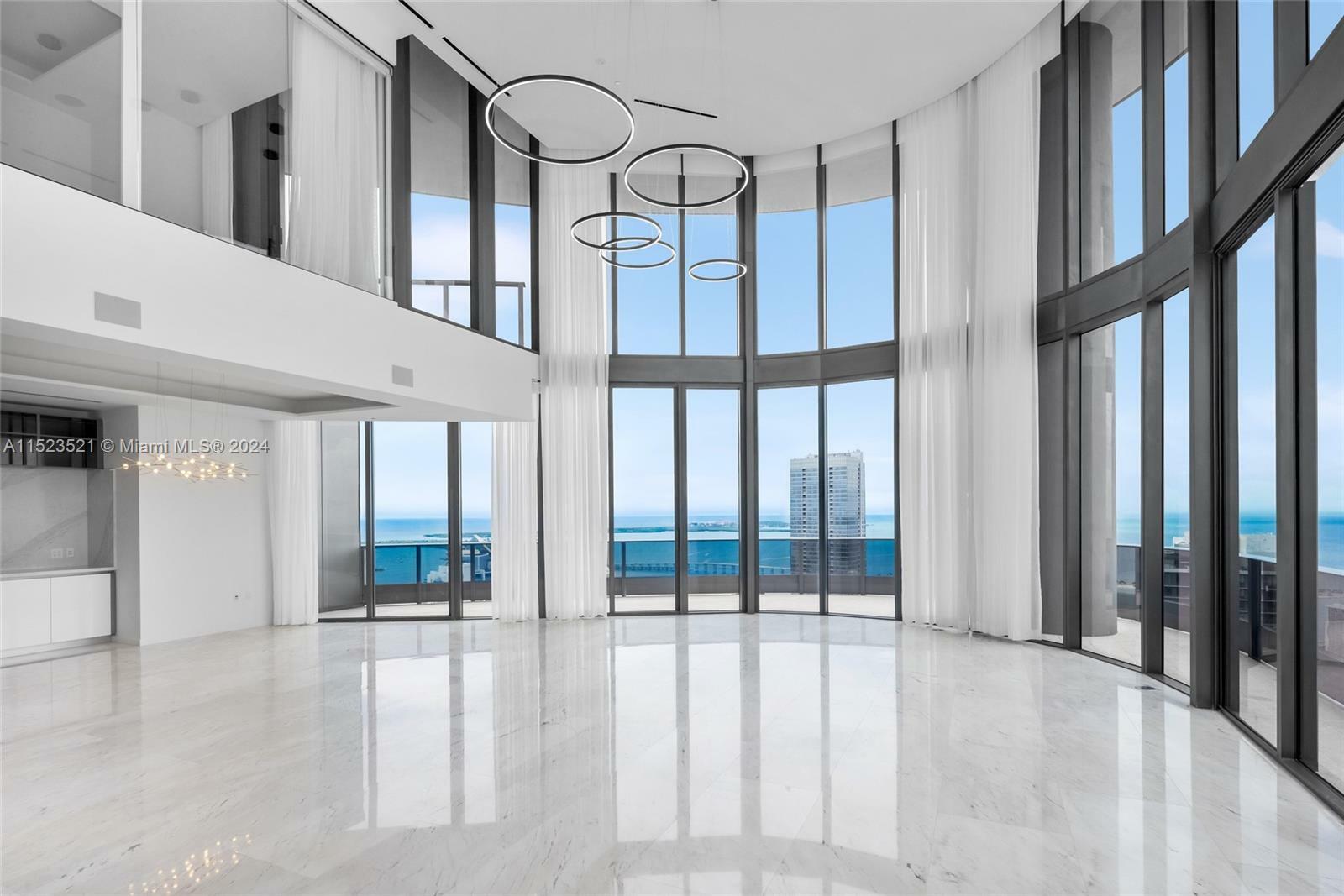 Property Photo:  1000 Brickell Plz Uph6202  FL 33131 