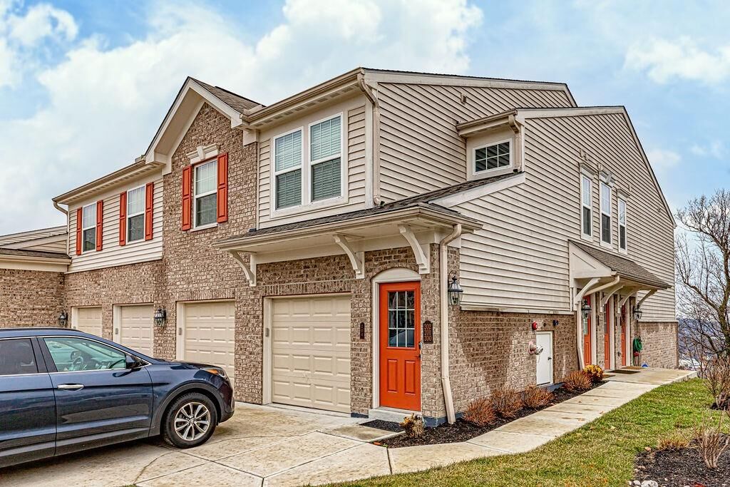 Property Photo: 201 River Ridge IN 47025