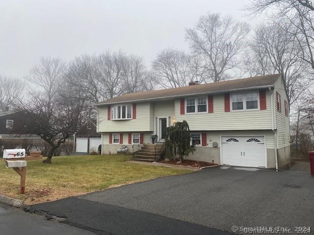 Property Photo: 65 Moonlight Circle CT 06770