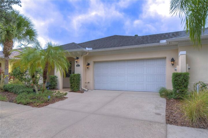 Property Photo: 6814 Muncaster Court FL 33625