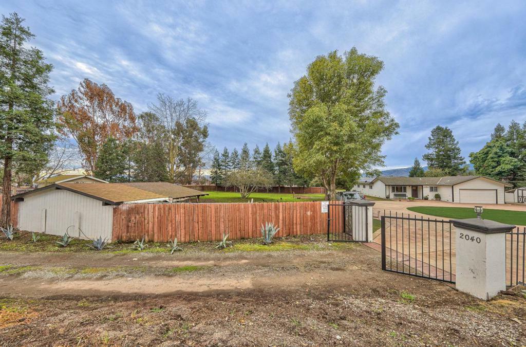 Property Photo:  2040 Pacheco Pass Highway  CA 95020 