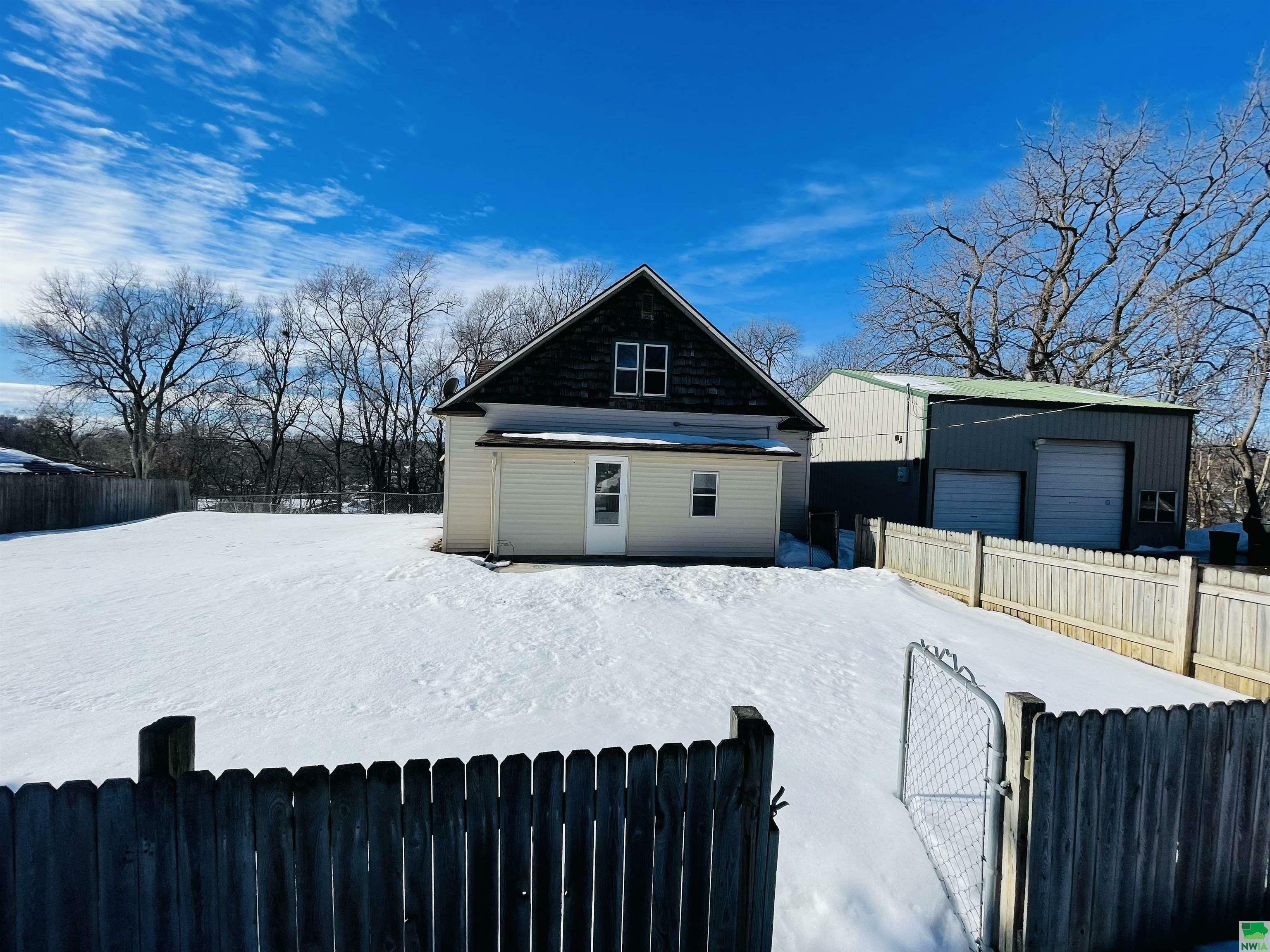 Property Photo:  2709 S Patterson St.  IA 51106 