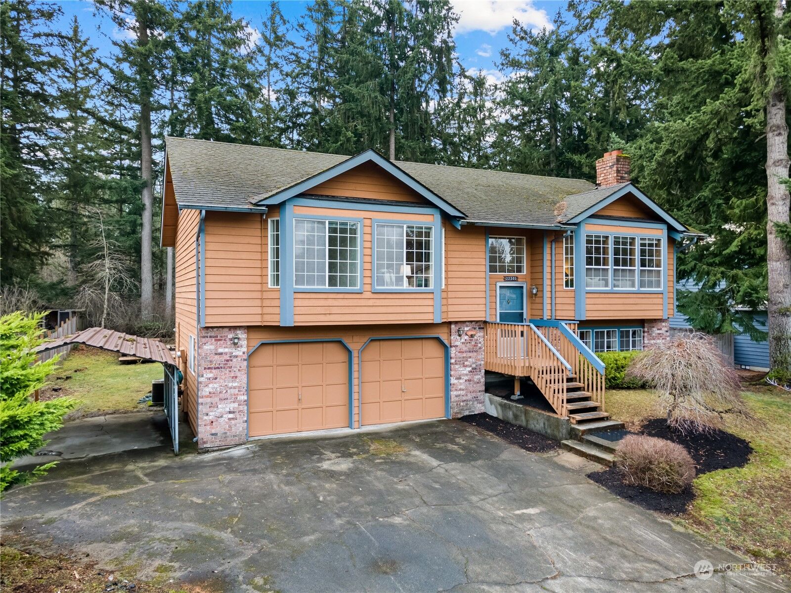 Property Photo: 22305 SE 244th Place WA 98038