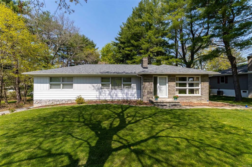 Property Photo:  16 Twin Road  NY 12603 