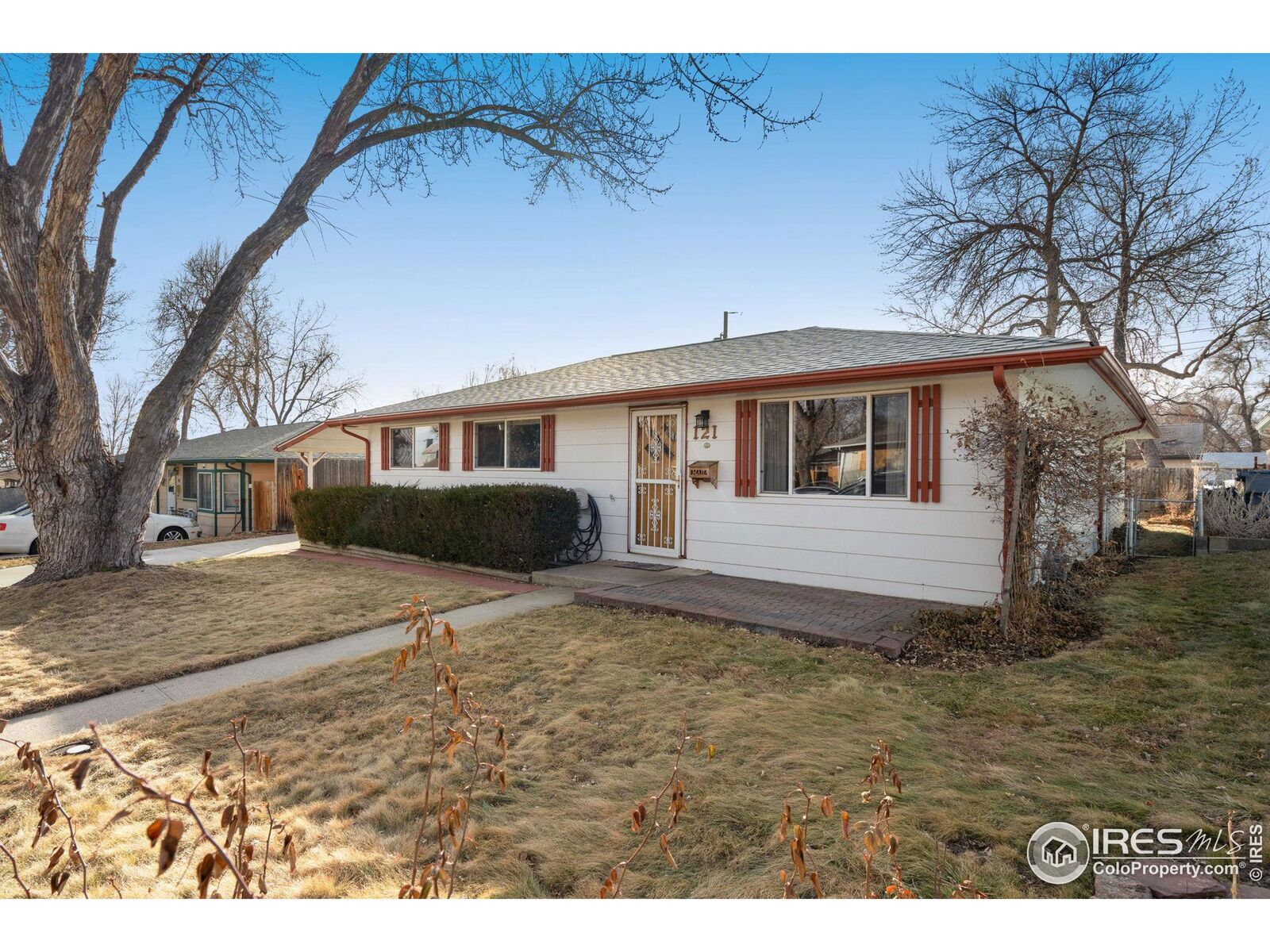 Property Photo:  121 Grant St  CO 80501 