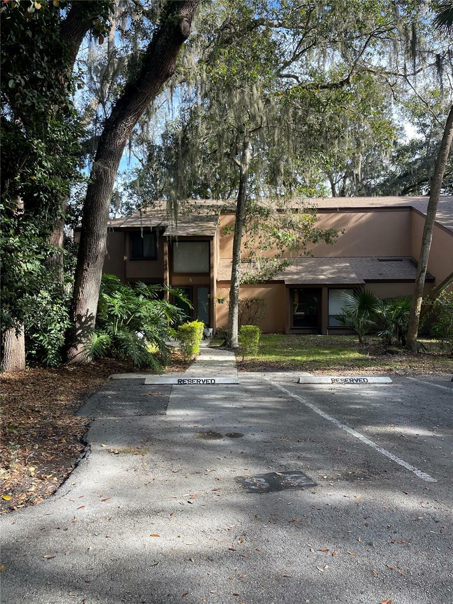 Property Photo:  6 Masters Court  FL 32137 