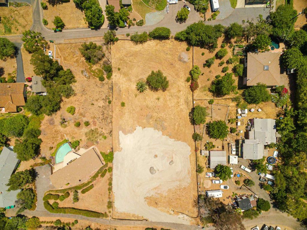 Property Photo:  1725 Grove Road  CA 92020 