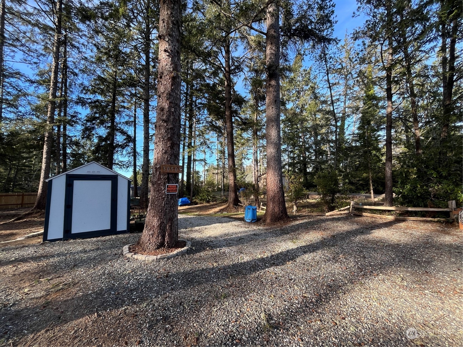 Property Photo:  30505 N Place  WA 98640 