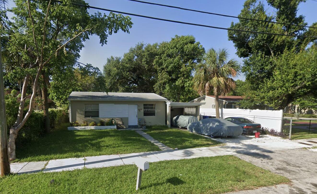 2218 NW 5th Street  Fort Lauderdale FL 33311 photo