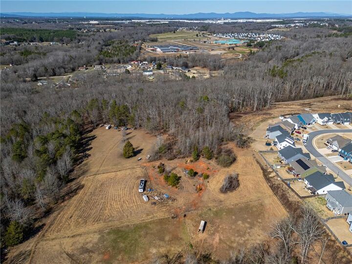 Property Photo:  264 Burns Road  SC 29651 