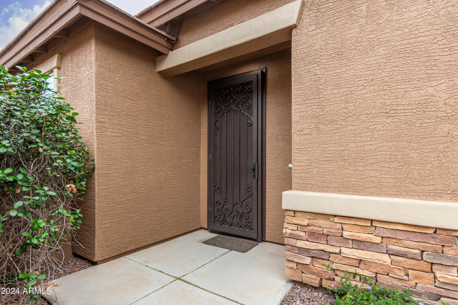 Property Photo:  947 N Sunaire --  AZ 85205 