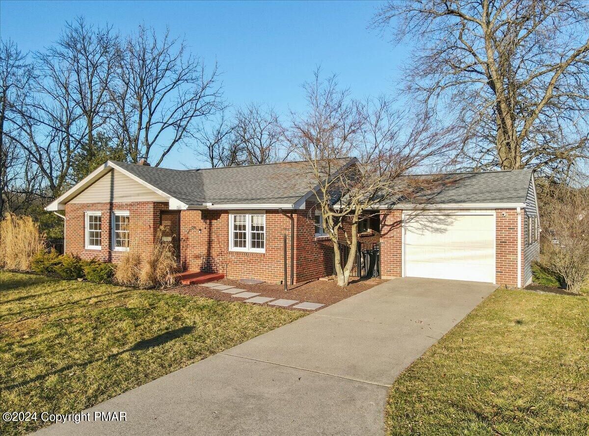 Property Photo: 1215 Macungie Avenue PA 18049