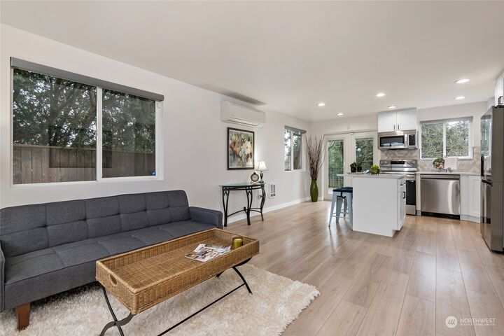 Property Photo: 11000 Occidental Avenue S WA 98168