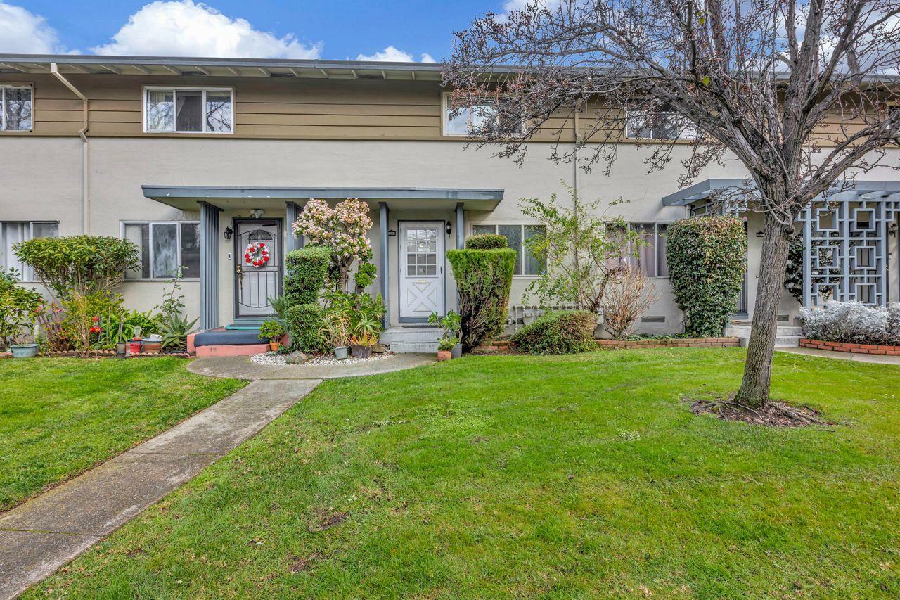 Property Photo: 449 Craven Court CA 94541