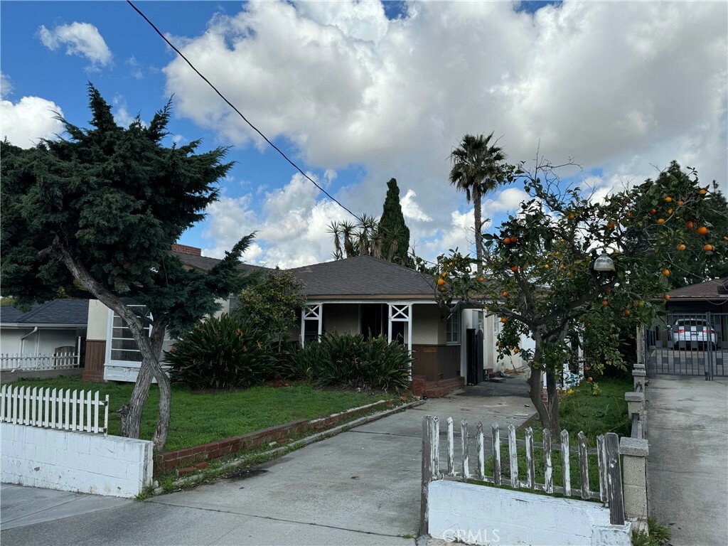 Property Photo:  1731 11th Street  CA 90266 