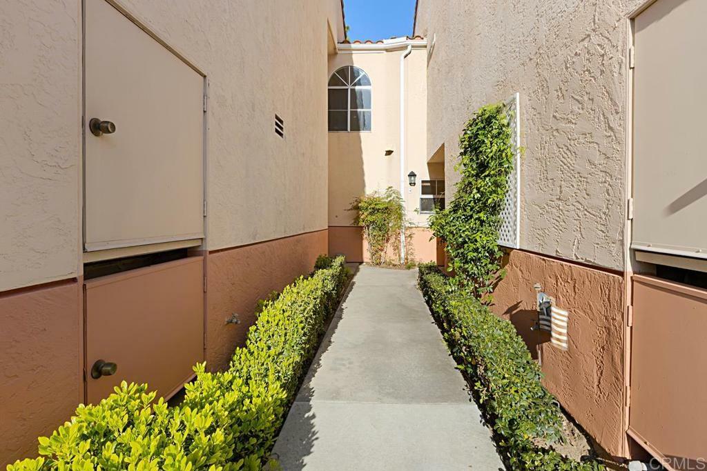 Property Photo:  9209 Camino Del Verde  CA 92071 