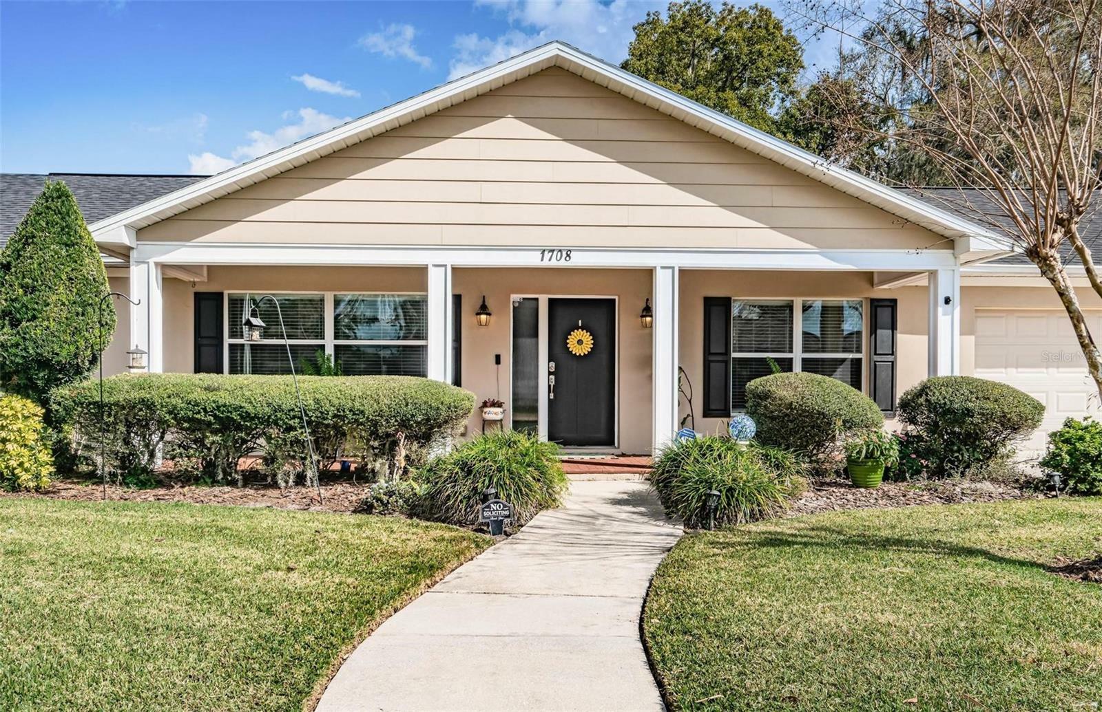 Property Photo: 1708 Teakwood Drive FL 33563
