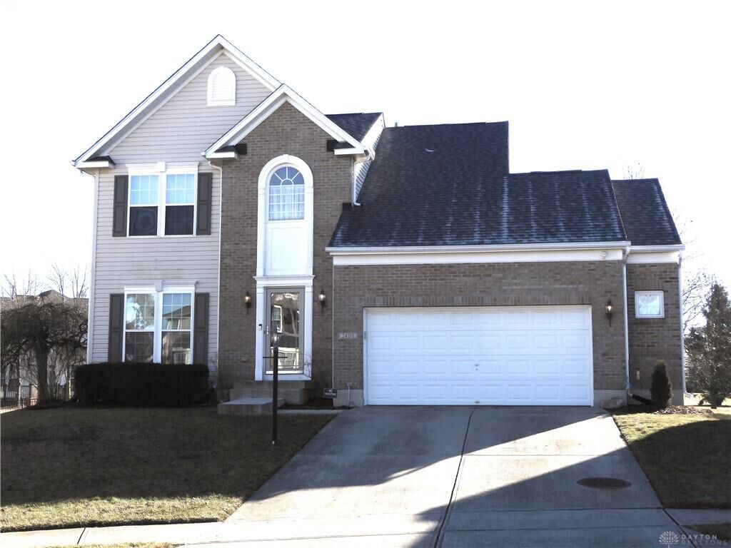 Property Photo: 2400 Dellingham Court OH 45342