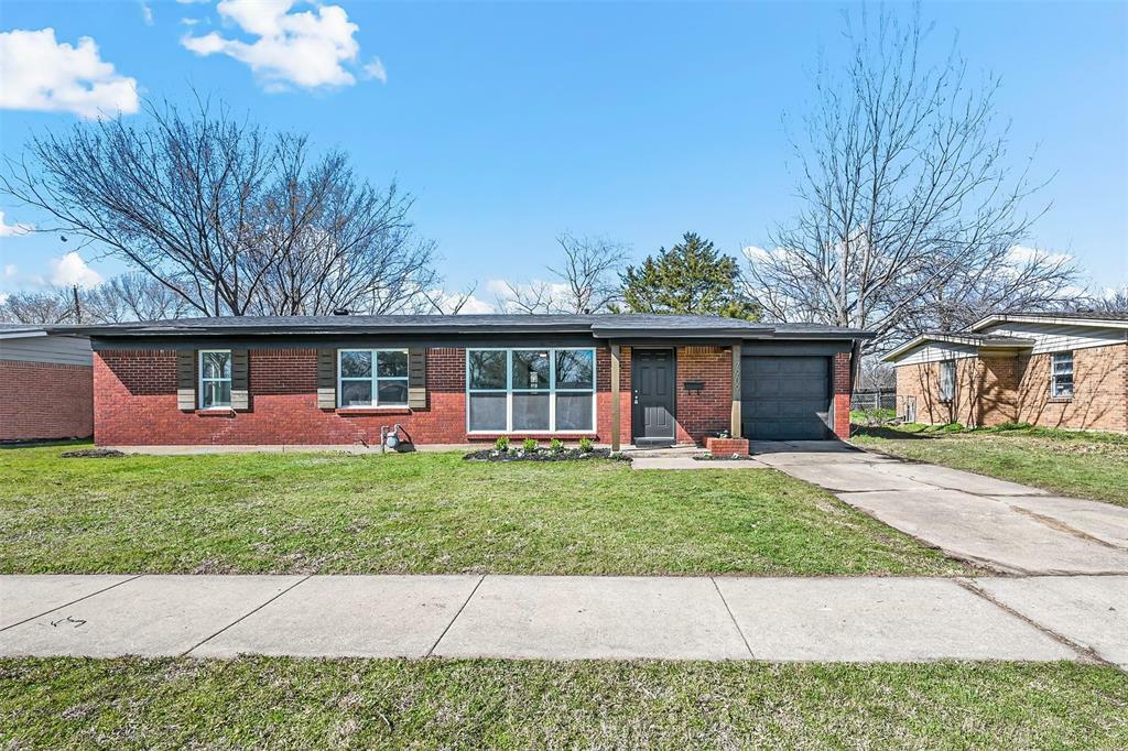 Property Photo:  7909 Laura Street  TX 76180 