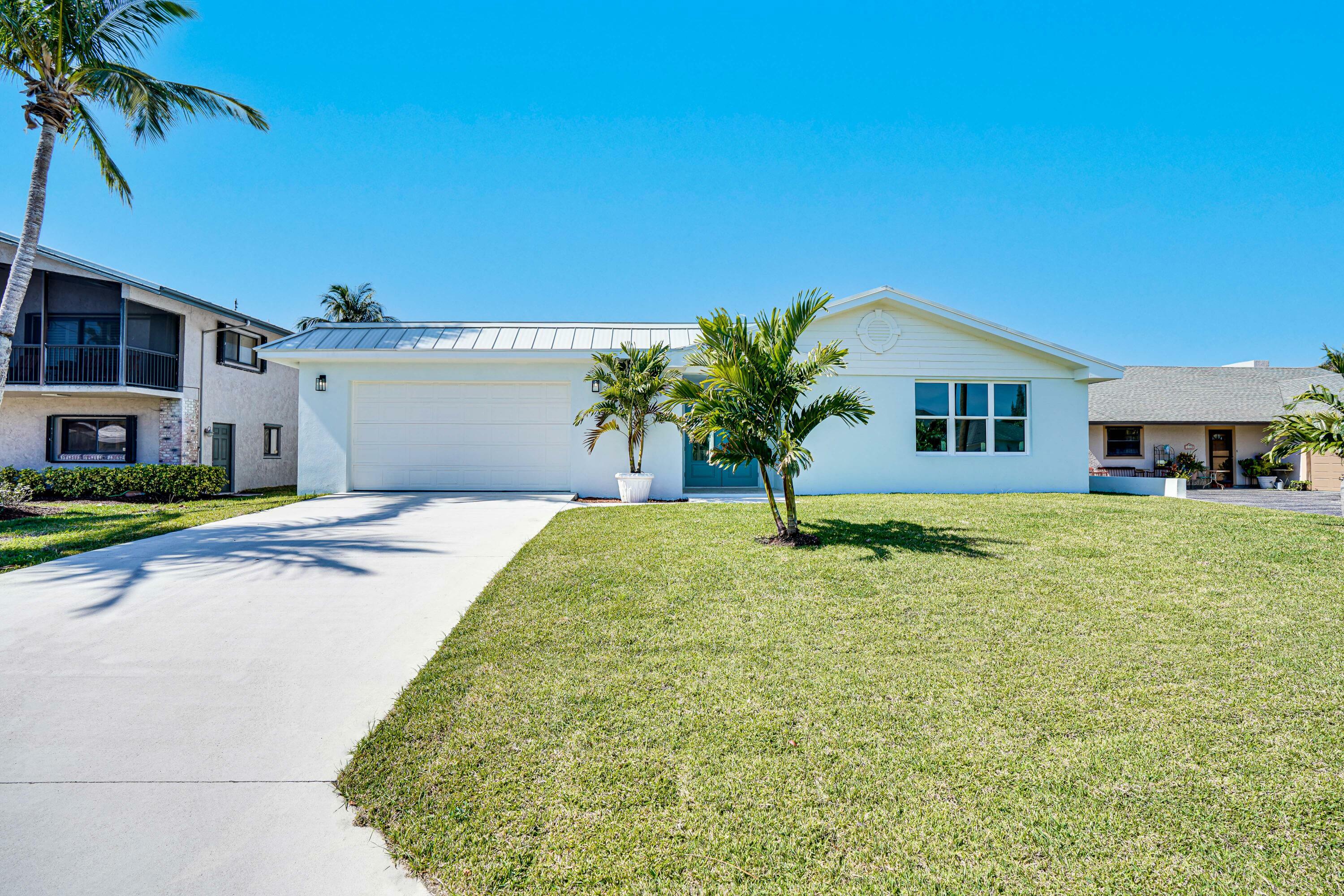 Property Photo:  1123 Granada Street  FL 34949 