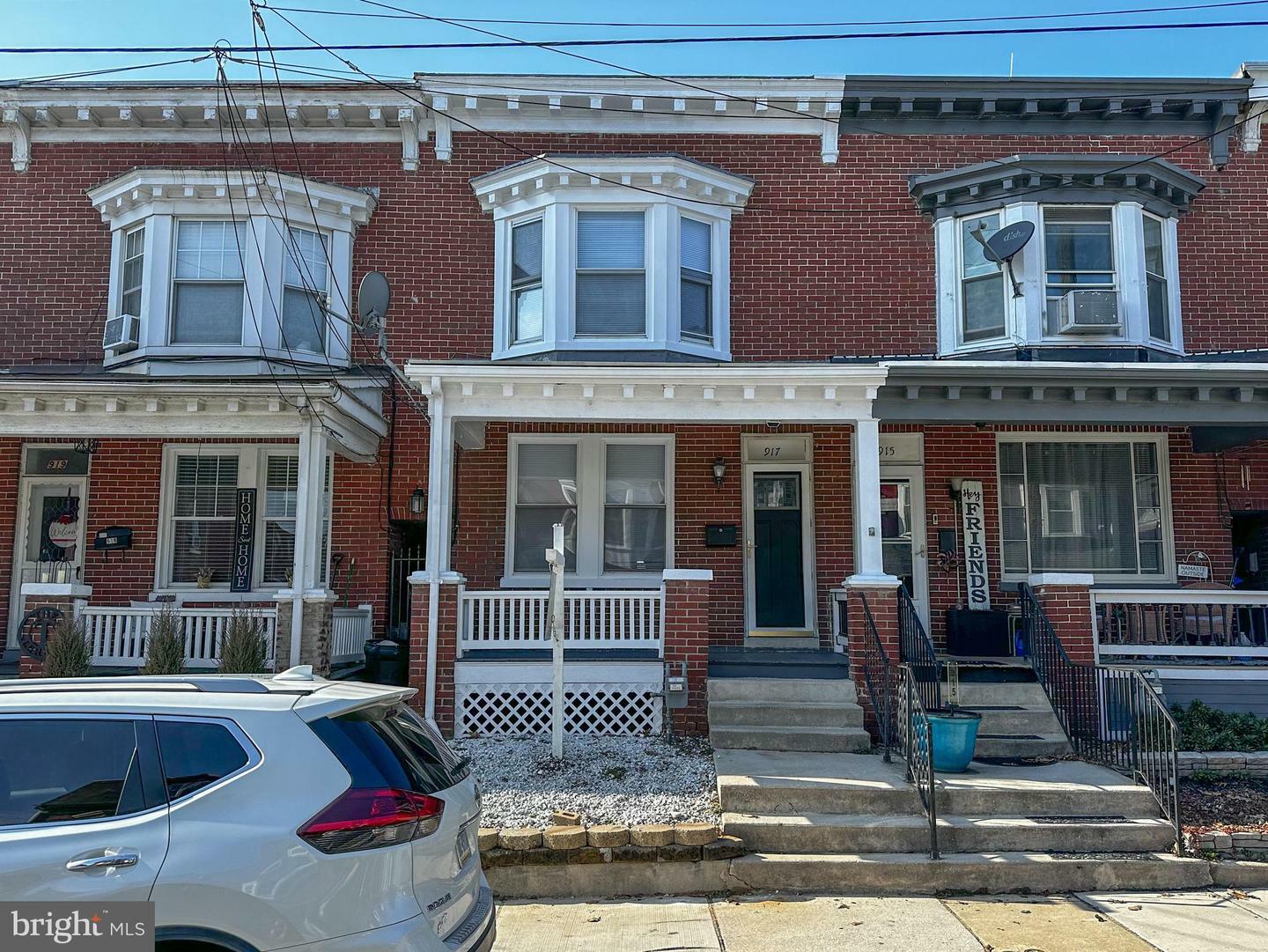 Property Photo:  917 Madison Avenue  PA 17404 