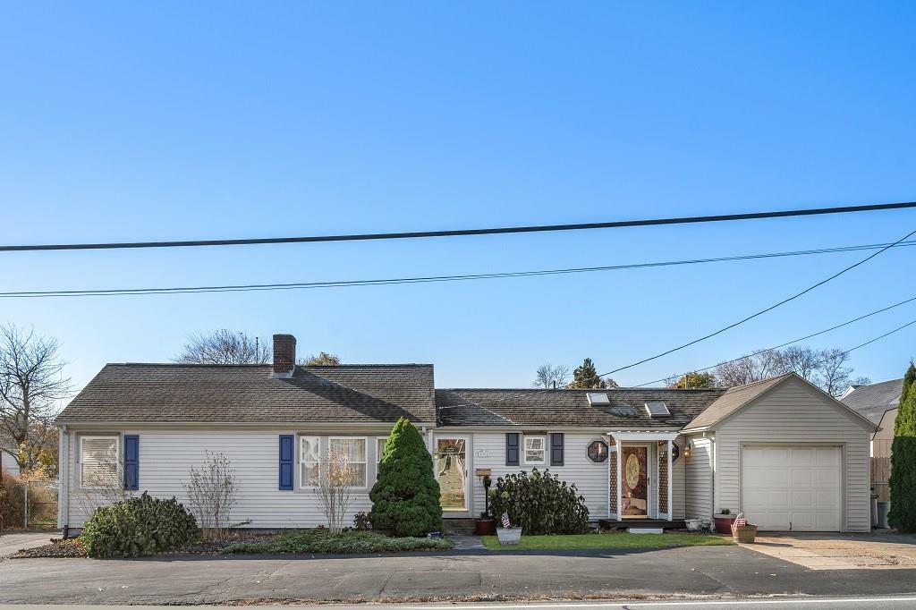Property Photo: 992 Main Avenue RI 02886