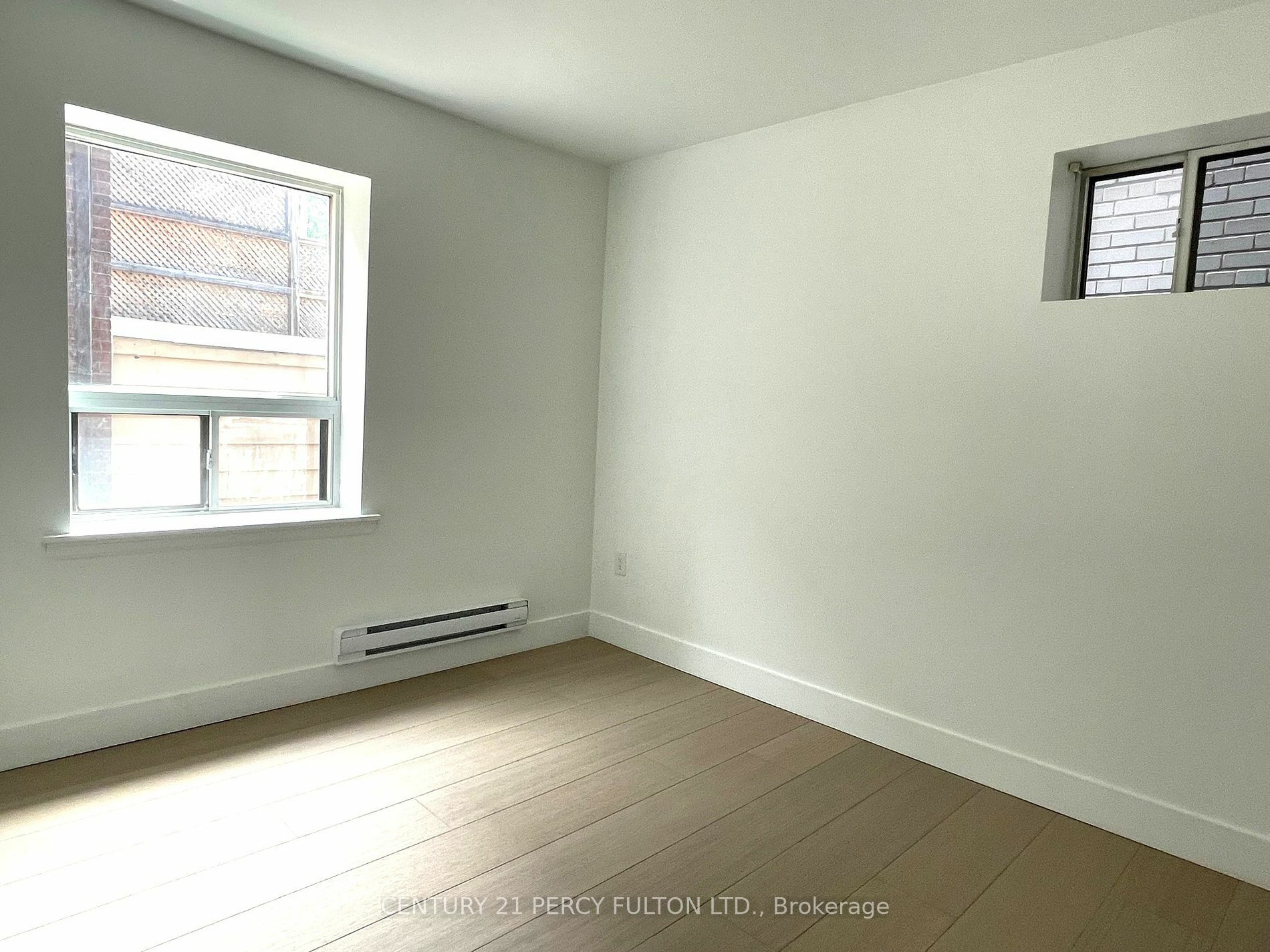 Property Photo:  2373 Bloor St W 16  ON M6S 1P6 