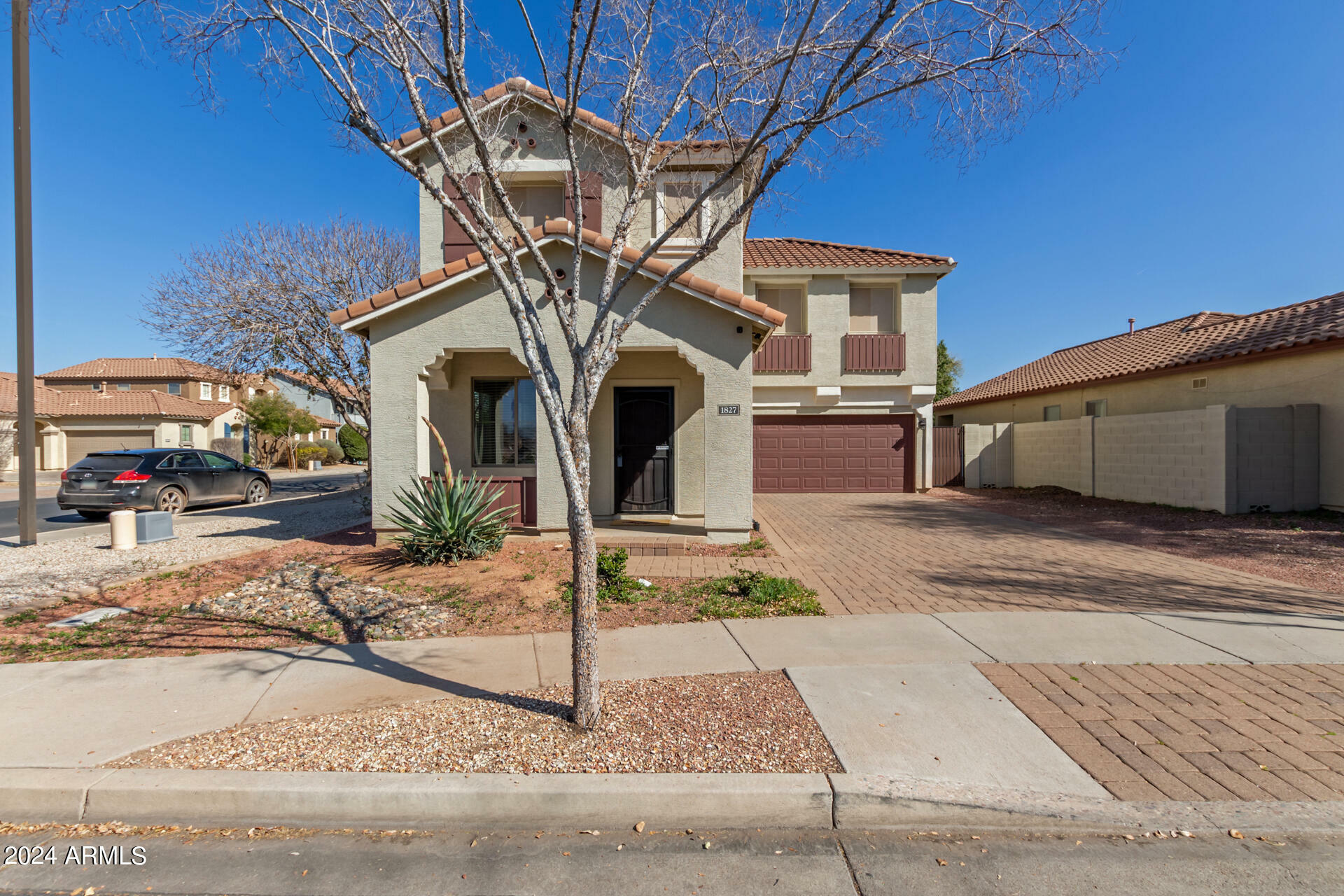 Property Photo:  1827 S Swan Drive  AZ 85295 