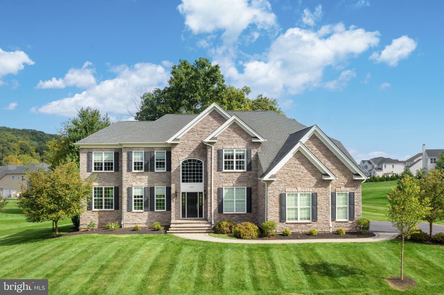 Property Photo: 6231 Blue Belle Drive PA 18034