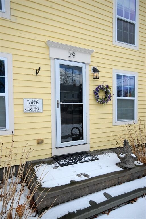 Property Photo:  29 Harwood Ave  MA 01460 
