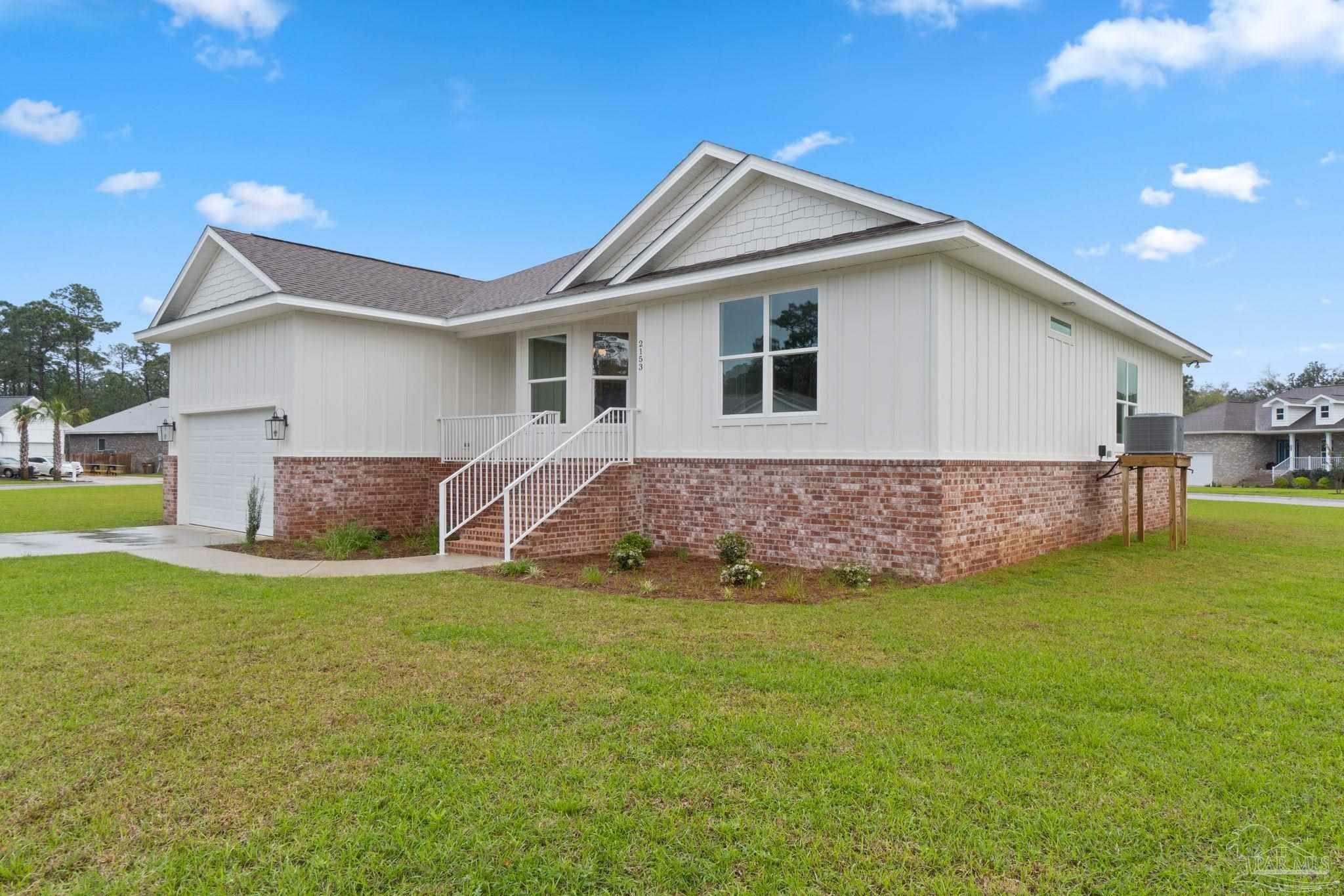 Property Photo:  2121 Anna Ct  FL 32583 