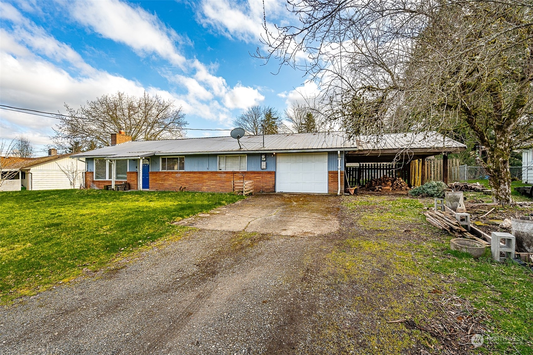 Property Photo:  1716 Shamrock Road  WA 98531 