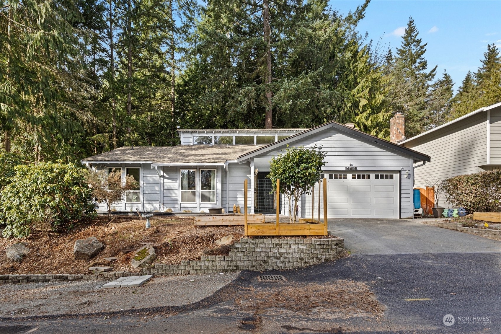 Property Photo:  14406 60th Avenue W  WA 98026 