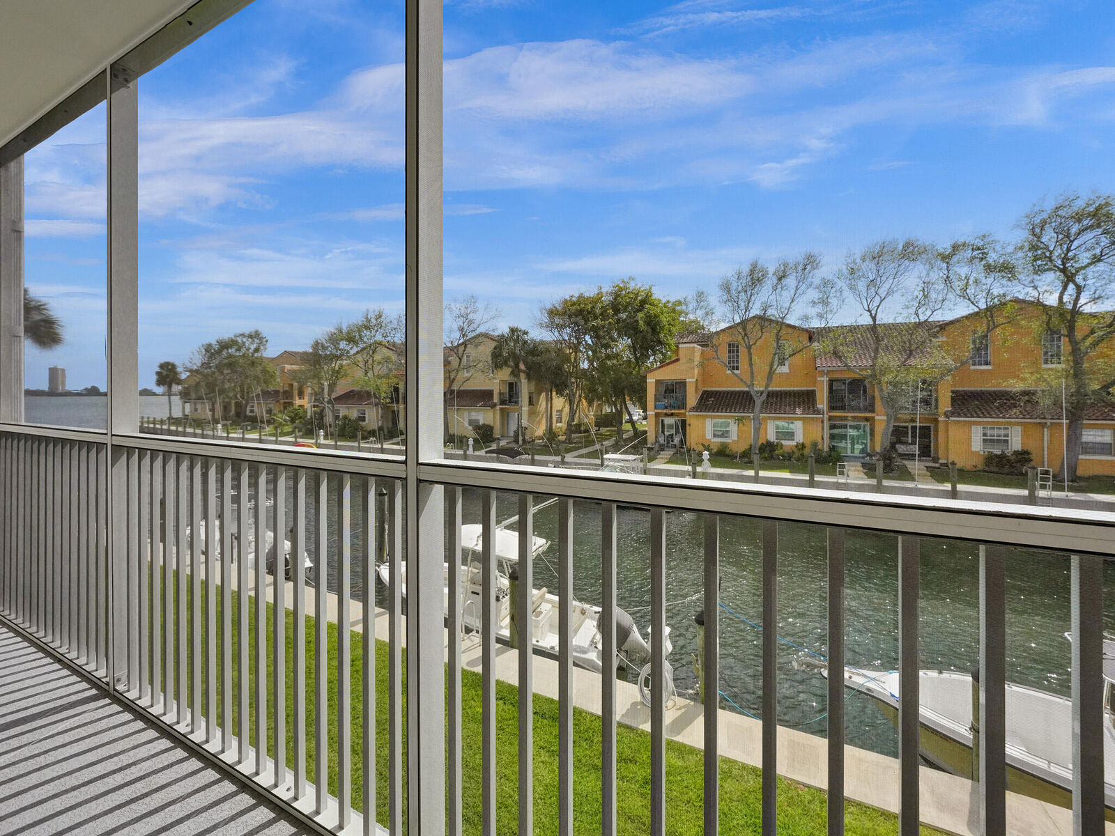 Property Photo: 120 Lehane Terrace 208 FL 33408