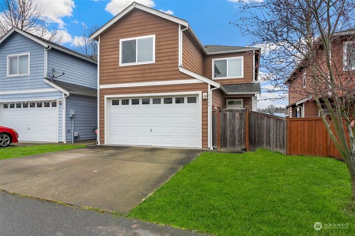 Property Photo: 2160 S 262nd Court WA 98198